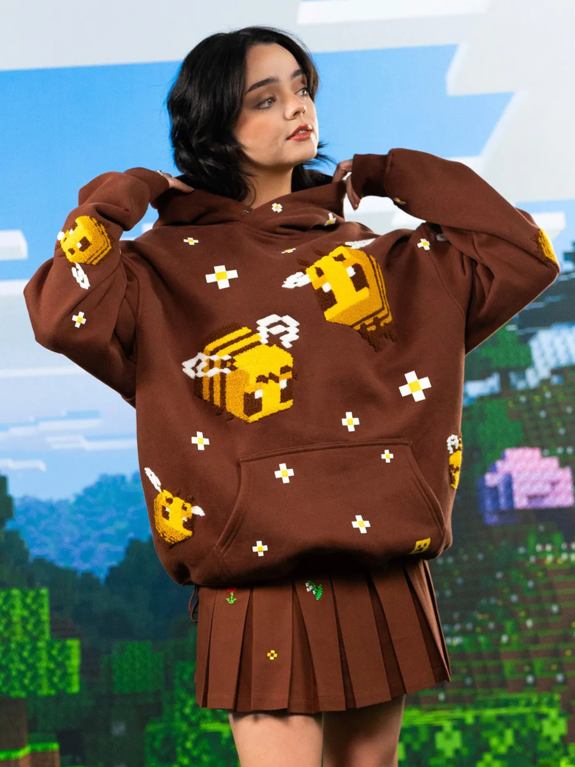 THE BEE HOODIE