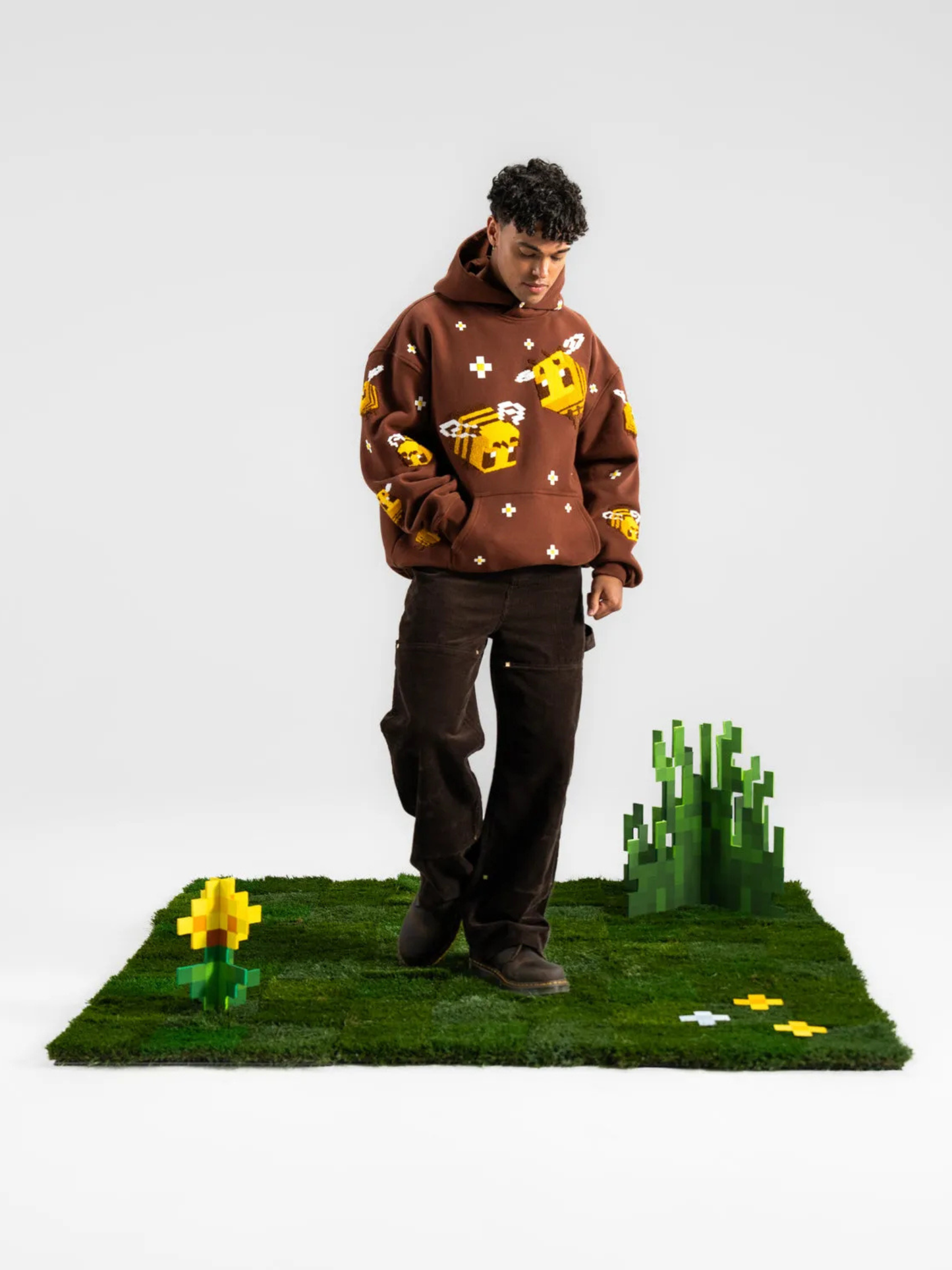 THE BEE HOODIE